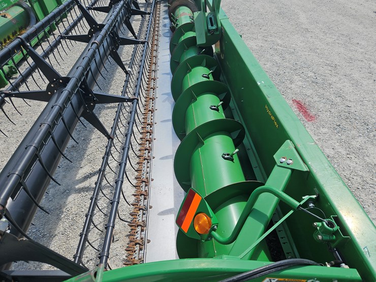 2011-john-deere-630f-image-9