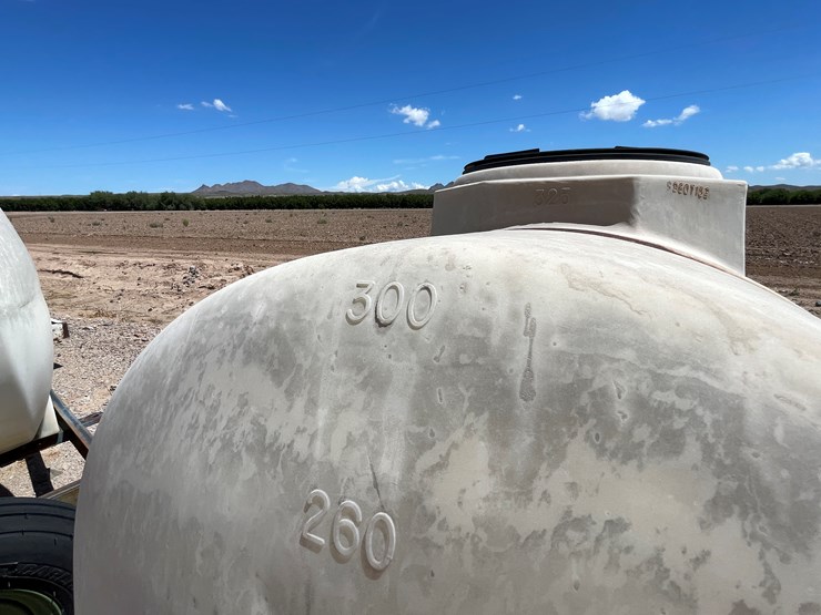 #9130-•-300-gallon-fertilizer-tank-image-6