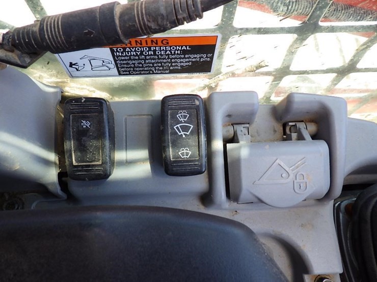 kubota-svl97-2-image-29