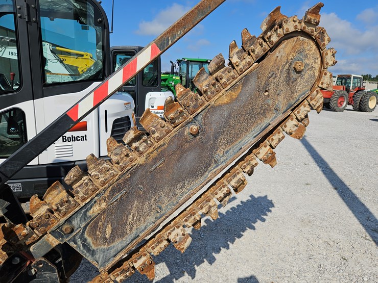 2014-ditch-witch-rt45-image-15