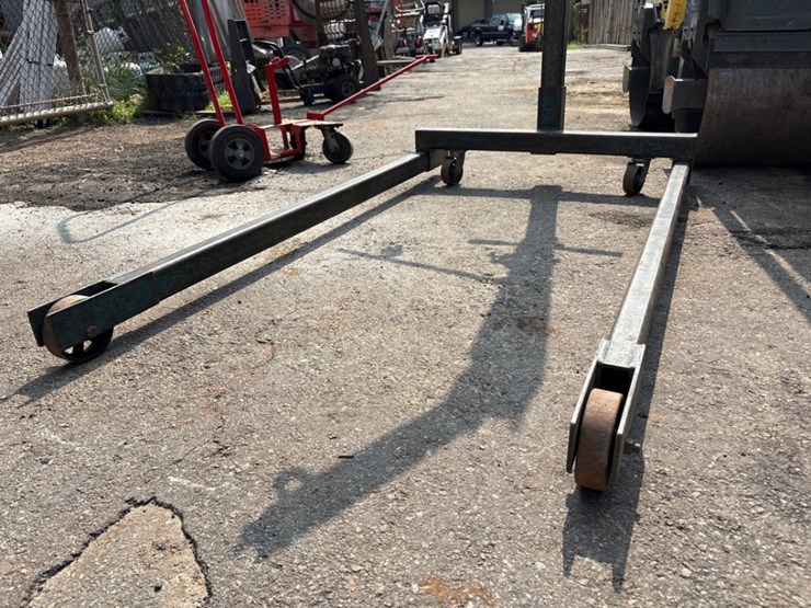 1,500lb-capacity-portable-engine-hoist-image-6