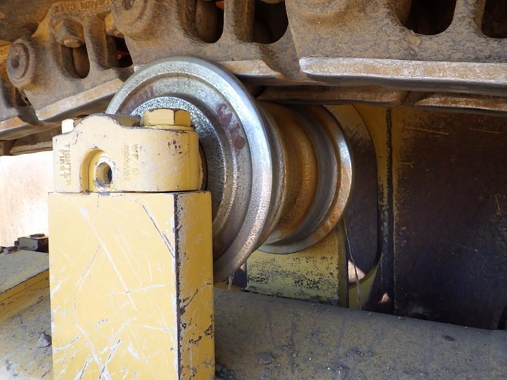 2019-caterpillar-d7e-lgp-image-28