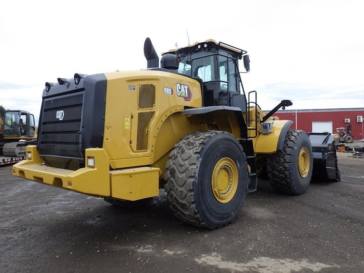 2022-caterpillar-980-image-4