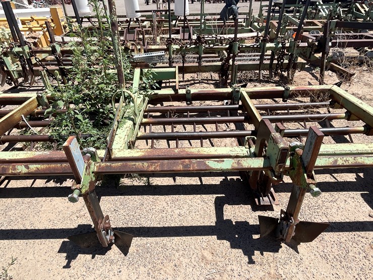 #9040-•-3-pt-spike-tooth-tillage-implement-custom-image-15
