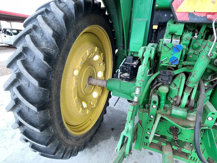 john-deere-7230-premium-image-21