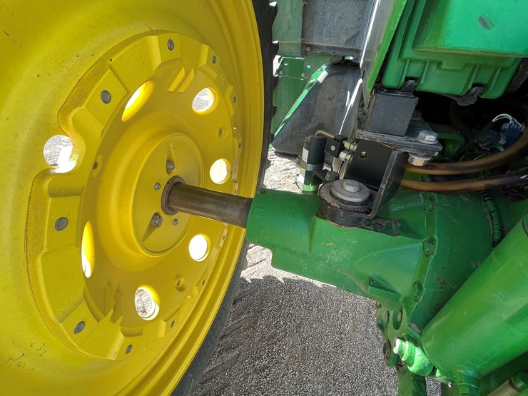 john-deere-7230-premium-image-64