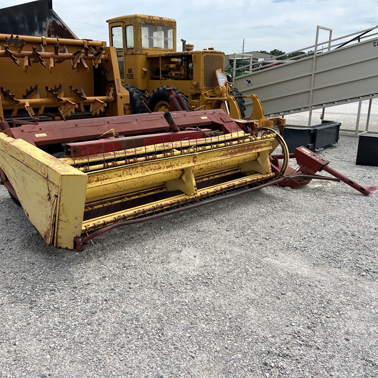 NEW HOLLAND 469