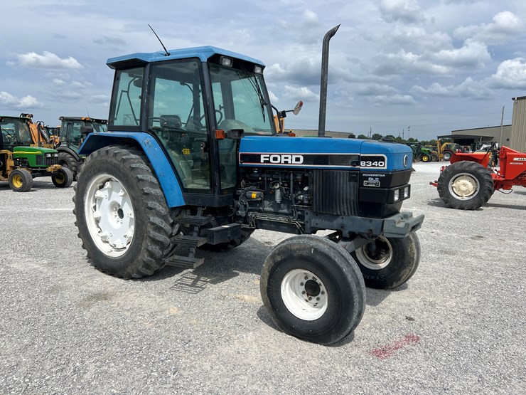 1996-ford-8340-image-1