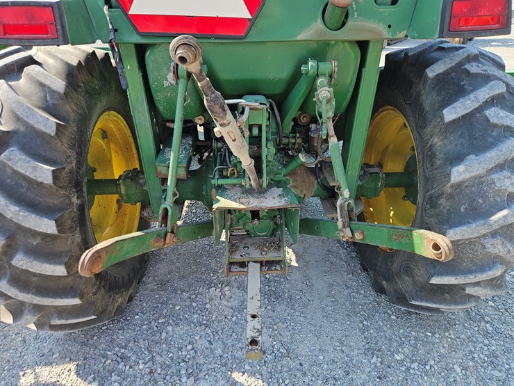 1996-john-deere-1070-image-14