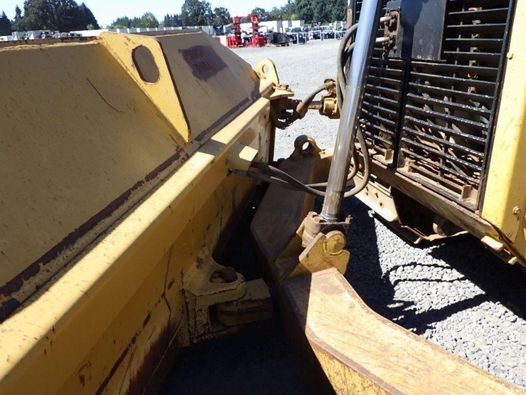 2011-caterpillar-d7e-image-12