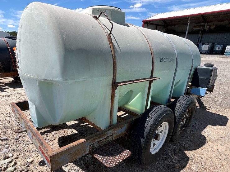 #9139-•-1000-gallon-fertilizer-tank-image-3