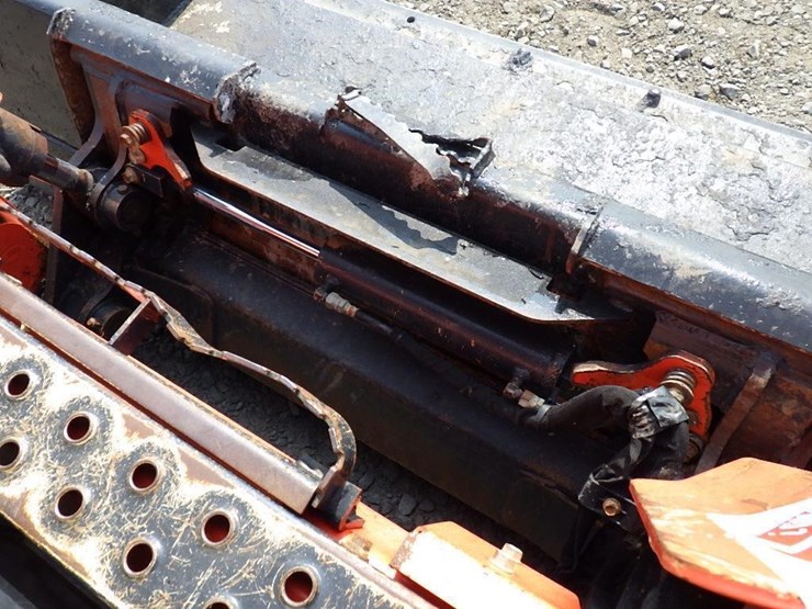 kubota-svl97-2-image-10
