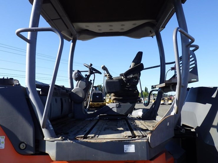 2012-hamm-hd140vvh-smooth-drum-compactor-image-34