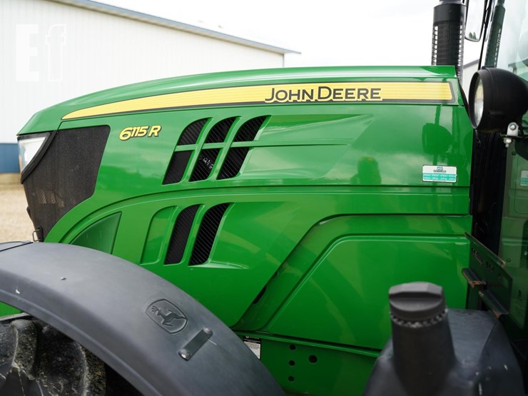 2014-john-deere-6115r-image-12