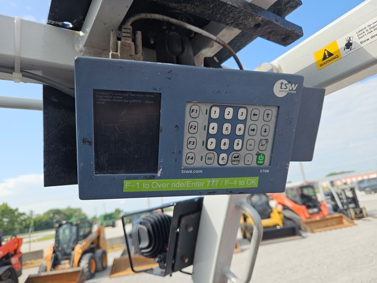 #203105-•-2018-unicarrier-mcp1f2a25-forklift-image-9