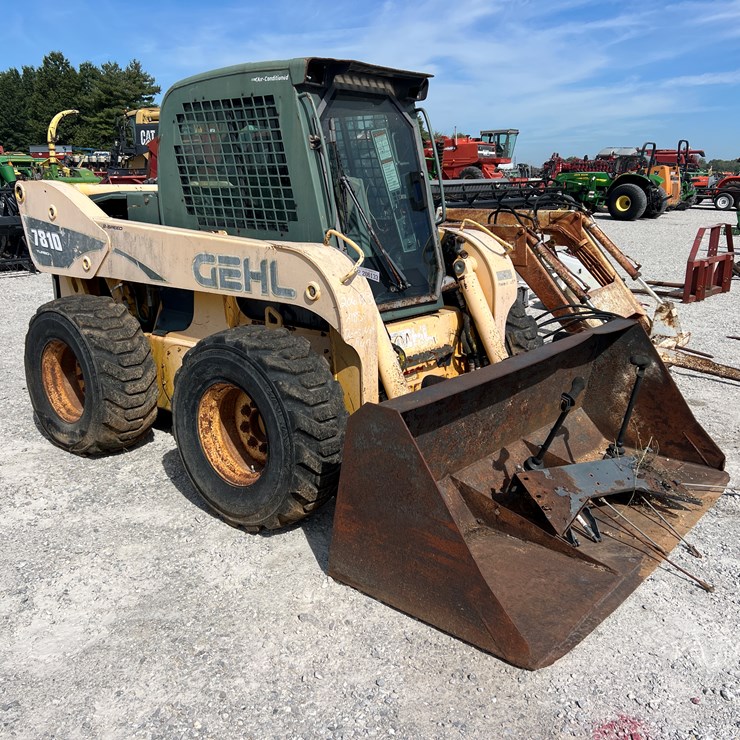 GEHL 7810
