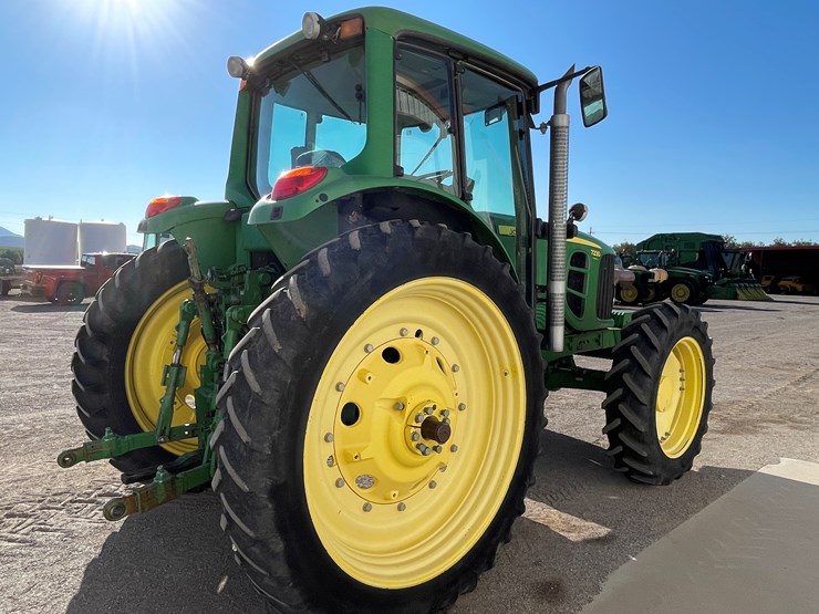 john-deere-7230-premium-image-5
