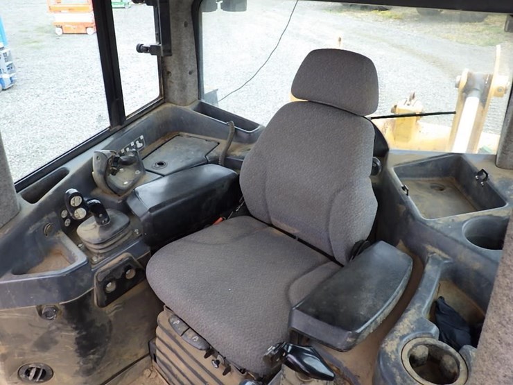 2017-deere-950k-lgp-image-31