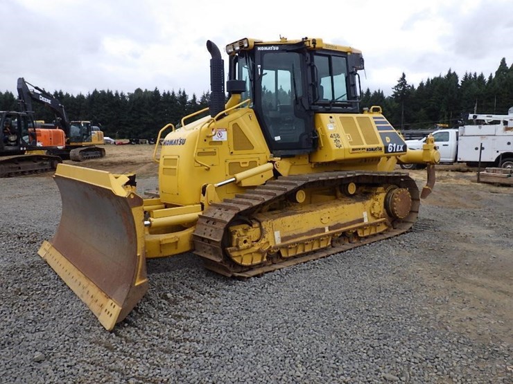 komatsu-d61ex-24-image-1