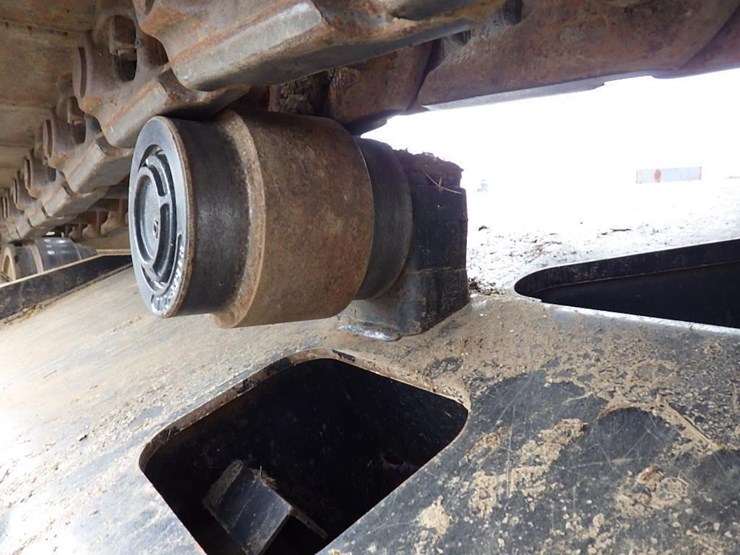 2016-deere-300g-lc-image-47