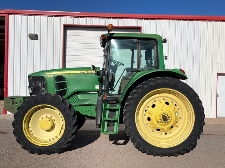 john-deere-7230-premium-image-29