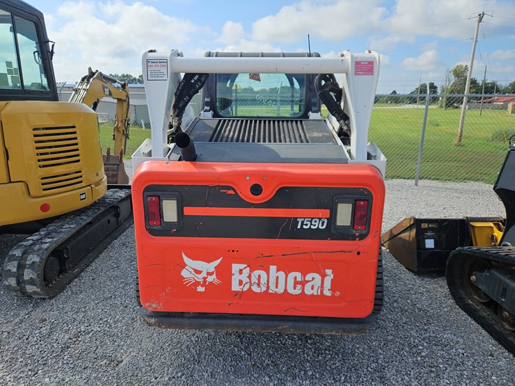 2020-bobcat-t590-image-18