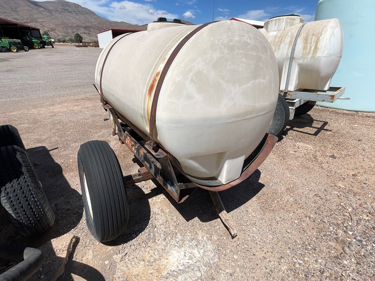 #9135-•-300-gallon-fertilizer-tank-image-4