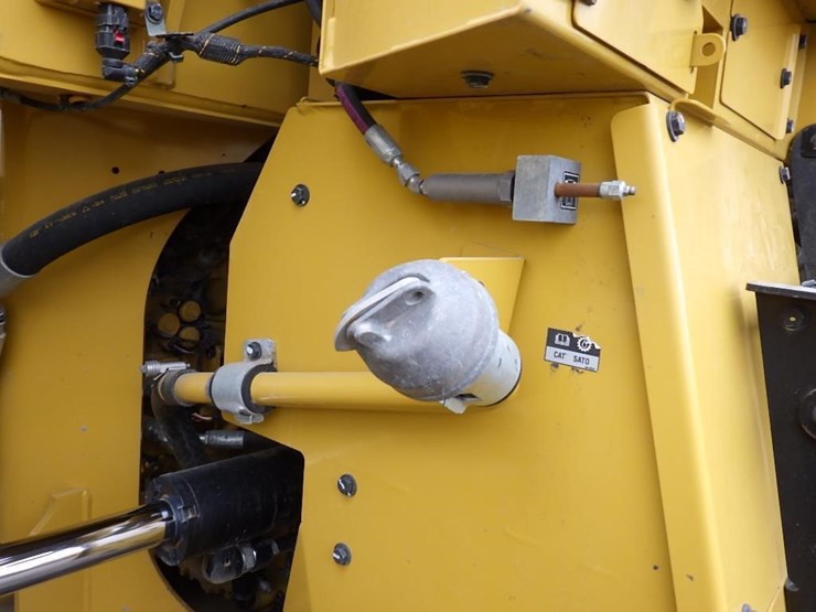 2022-caterpillar-980-image-20
