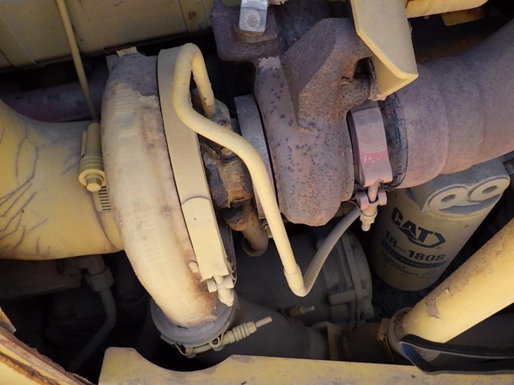 2011-caterpillar-d7e-image-22