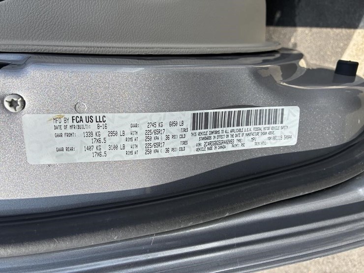 2016-dodge-grand-caravan-image-15