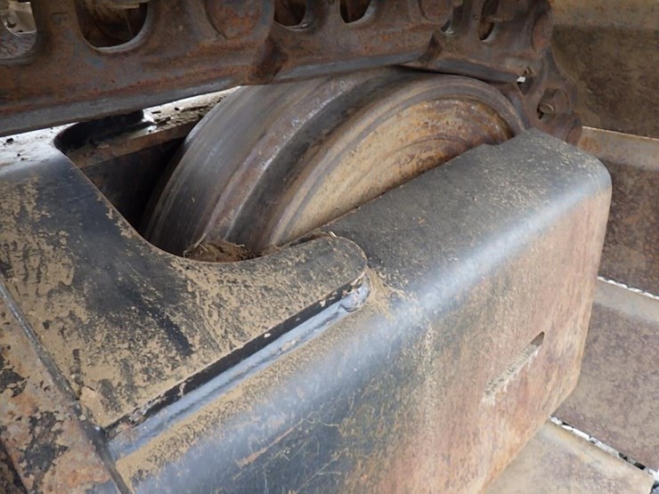 2016-deere-300g-lc-image-55