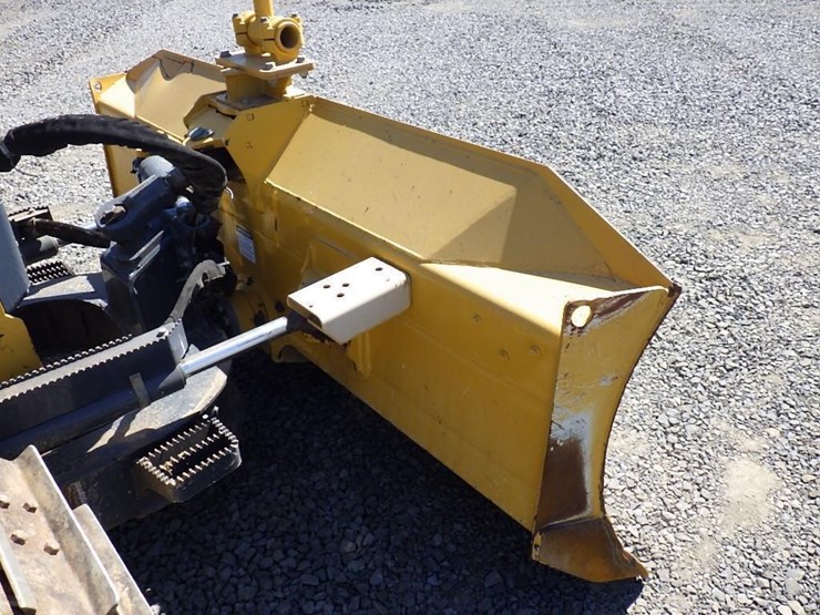 2021-deere-550k-image-13