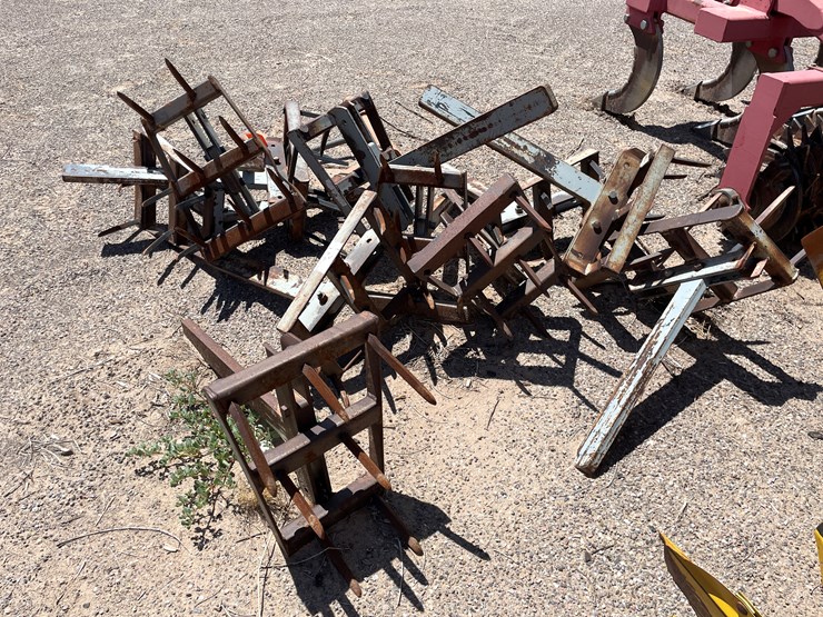 #9114-•-lot-of-spike-tooth-shanks-image-11