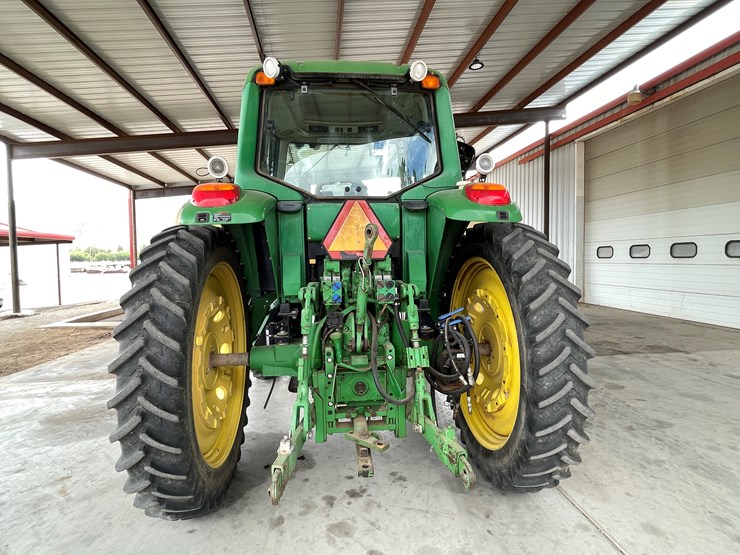 john-deere-7230-premium-image-101