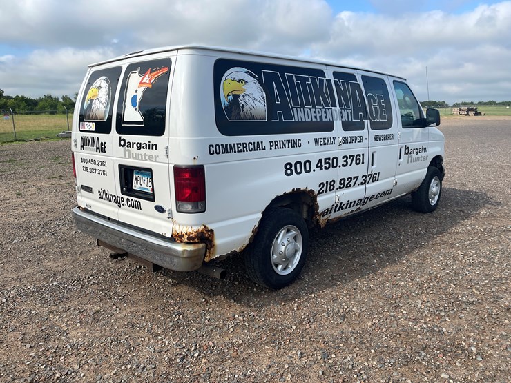 2006-ford-e350-xlt-image-5