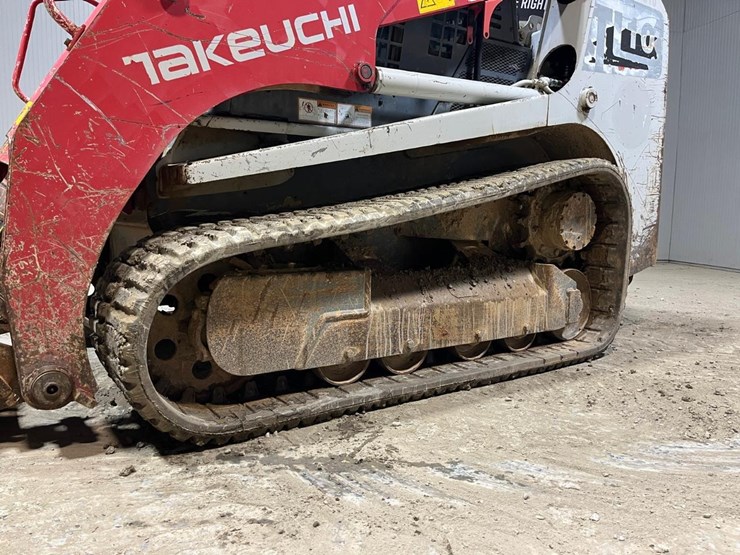 2014-takeuchi-tl10-image-12