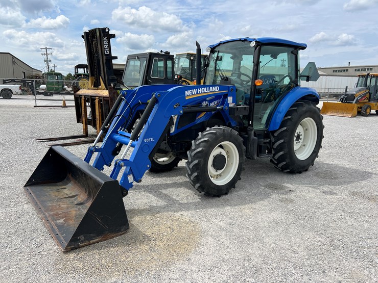 2015-new-holland-t4.75-image-1