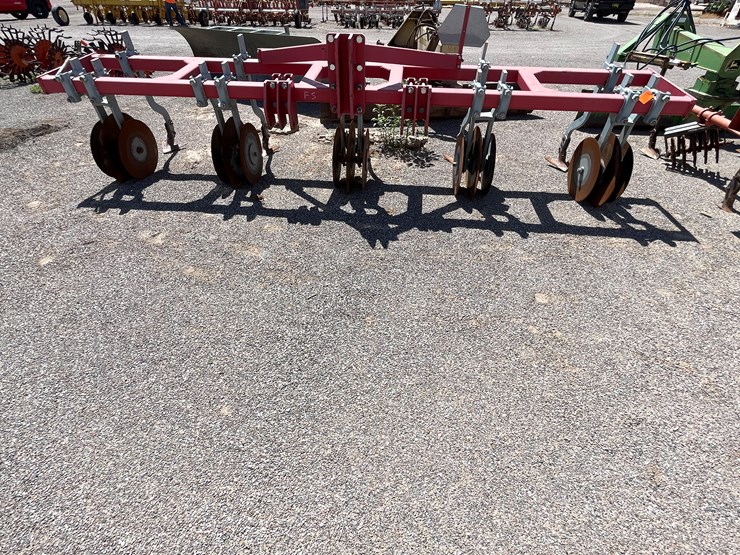 #9121-•-dave-koenig-3-pt-row-crop-cultivator-image-1
