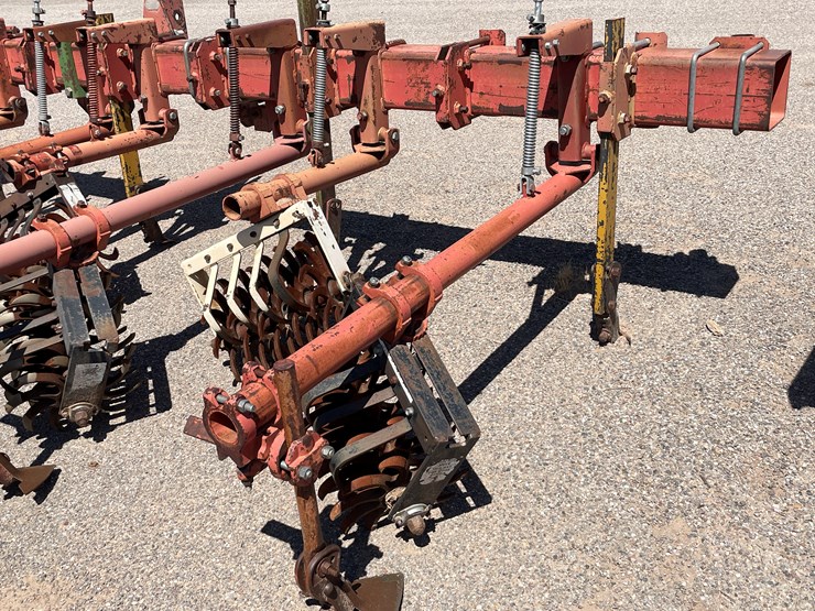 #9122-•-3-pt-bush-hog-cultivator-w/gallinas-image-6