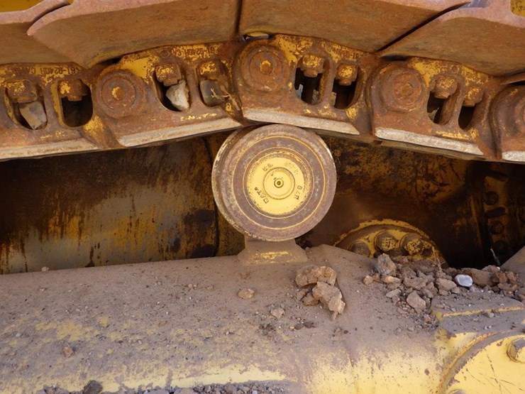2011-caterpillar-d7e-image-46