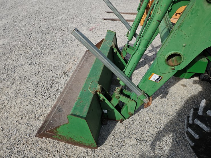2002-john-deere-5320-image-5