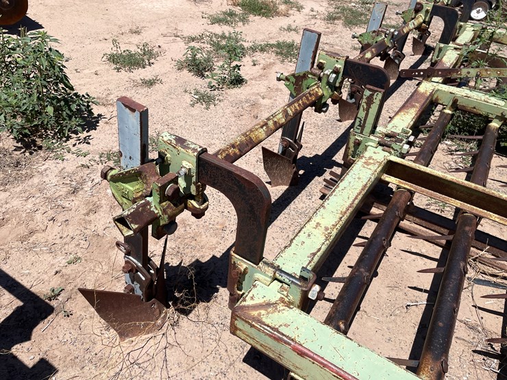 #9040-•-3-pt-spike-tooth-tillage-implement-custom-image-25