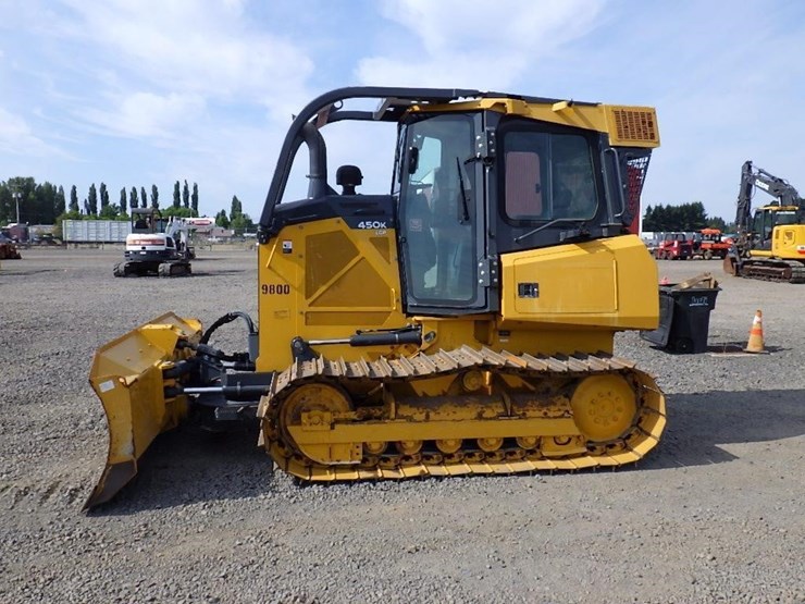 2021-deere-450k-lgp-image-6
