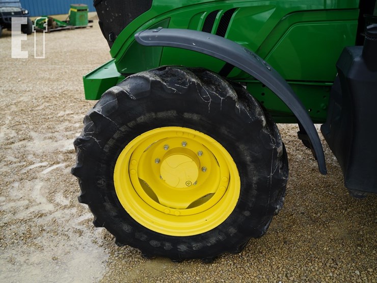 2014-john-deere-6115r-image-11
