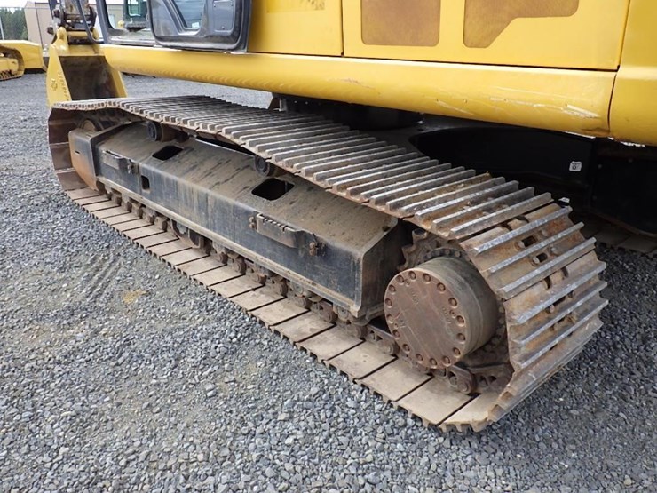 2016-deere-300g-lc-image-43