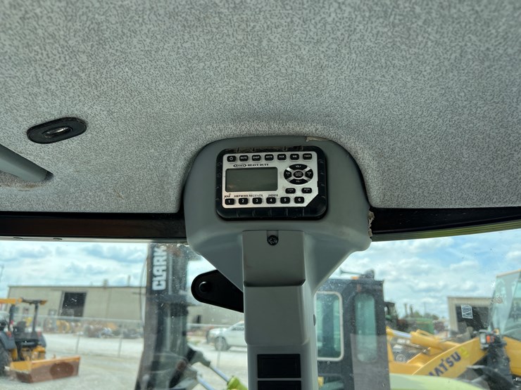 2015-new-holland-t4.75-image-14