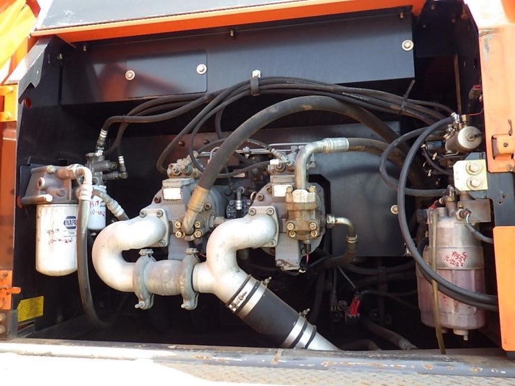 2015-hitachi-zx350-lc-5n-image-20
