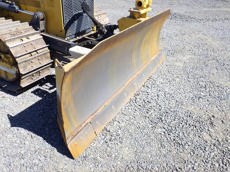 2021-deere-550k-image-12
