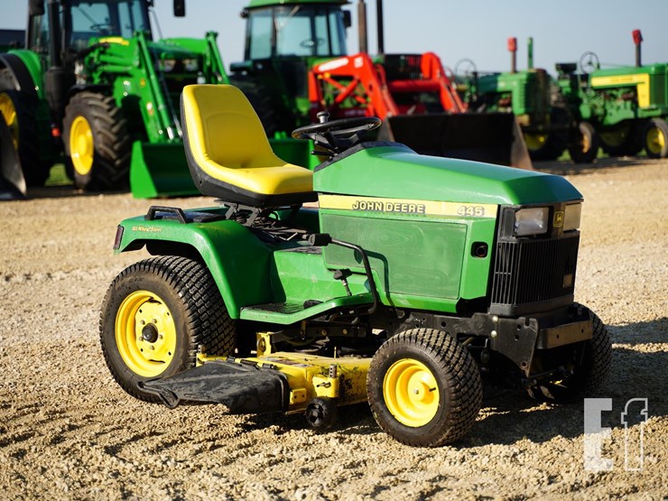 john-deere-445-image-3