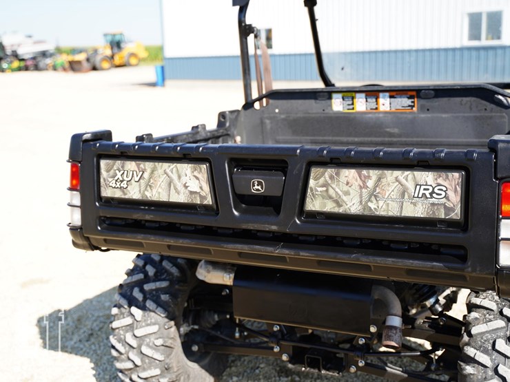 2017-john-deere-gator-xuv-825i-image-17